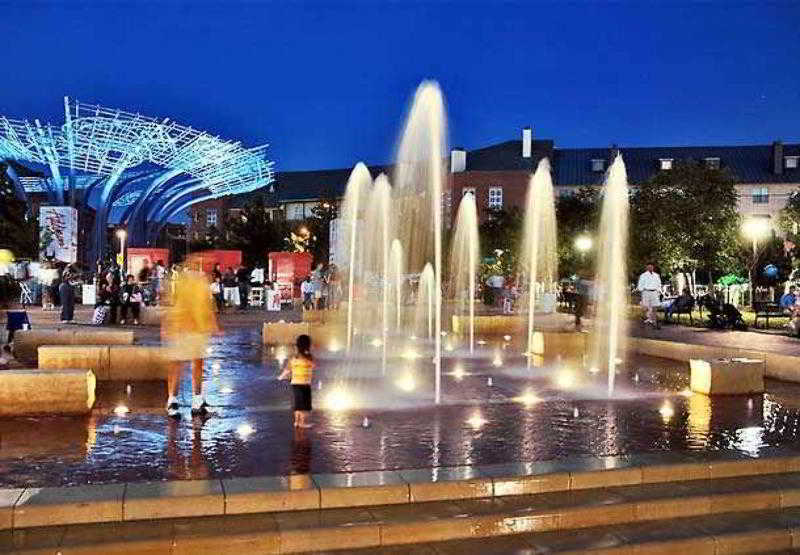 Courtyard Dallas Addison Midway Exterior photo
