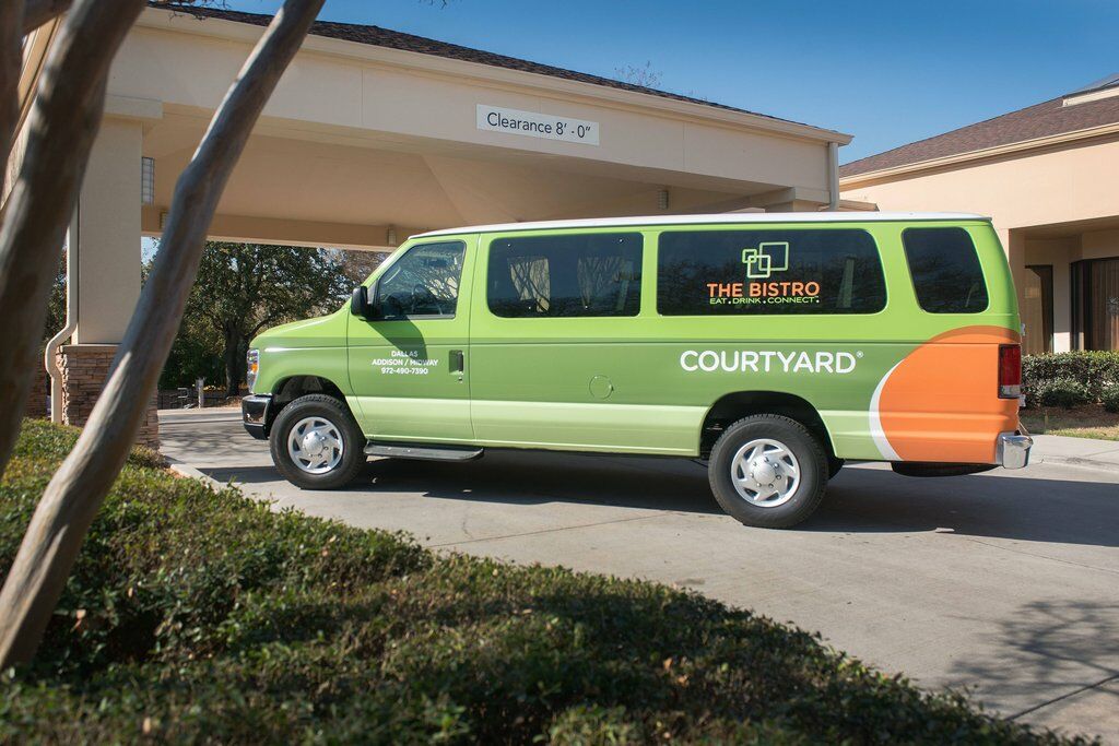 Courtyard Dallas Addison Midway Exterior photo